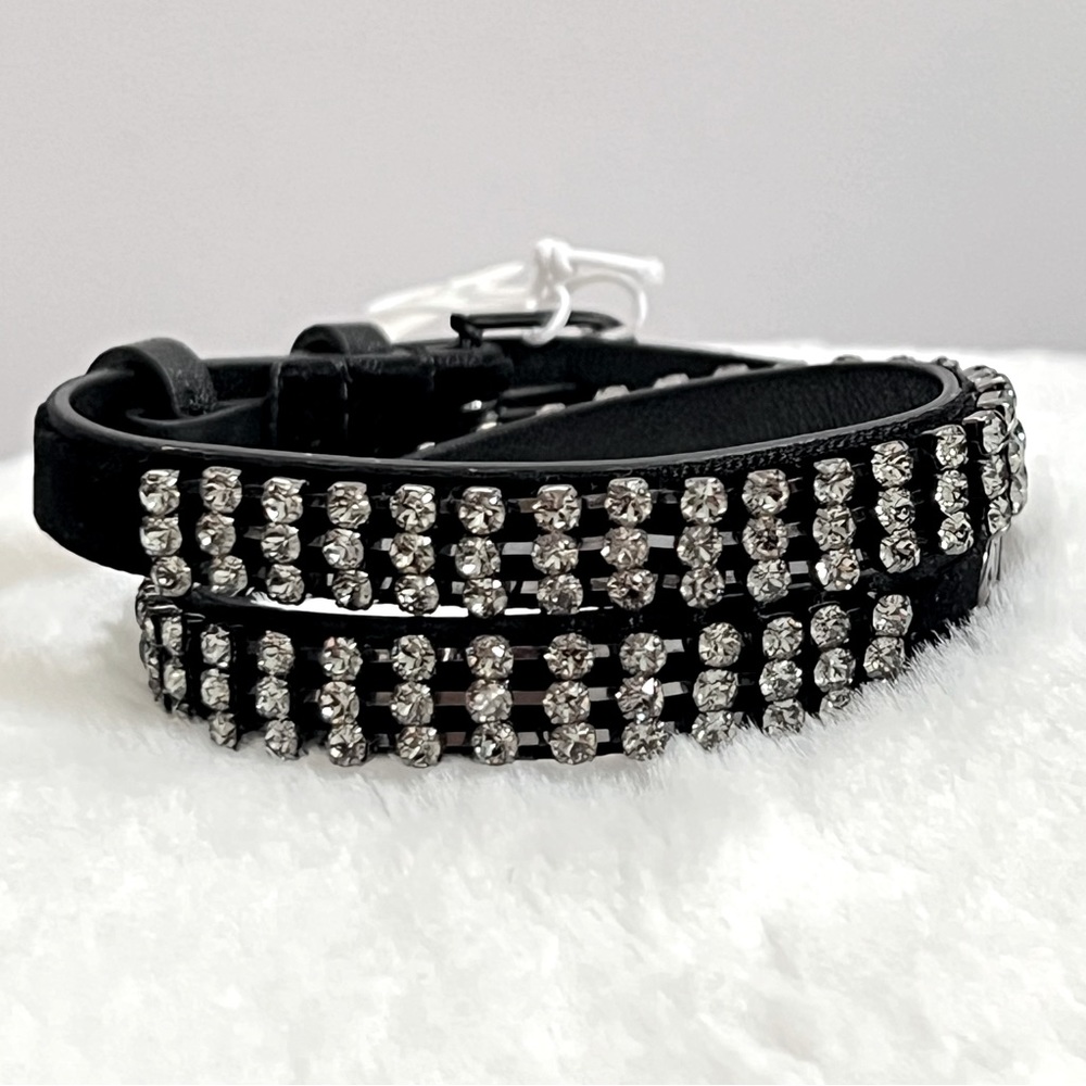 NWT Tory Burch CRYSTAL EMBELLISHED DOUBLE-WRAP VELVET BRACELET -- Black